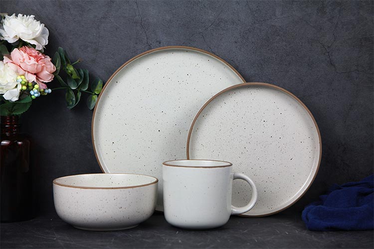 16pcs matte finish stoneware dinner set with speckles