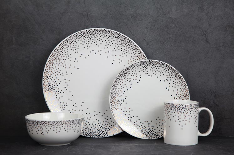 dotted porcelain dinnerware set wholesale supplier