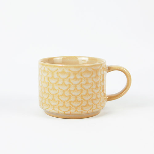 emboss ceramic mug yellow color