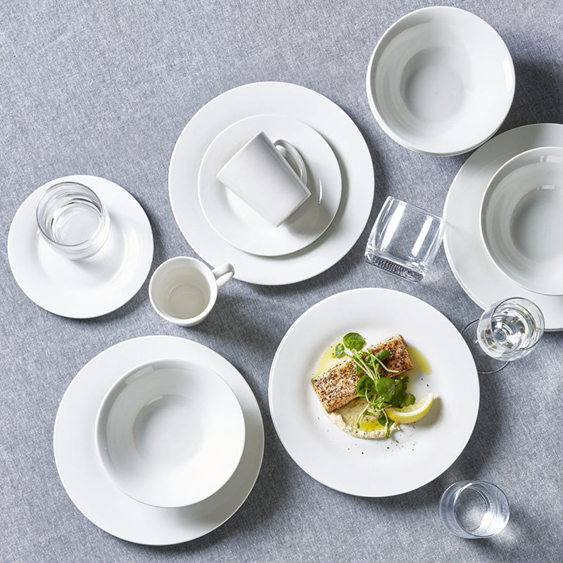 white porcelain dinner set