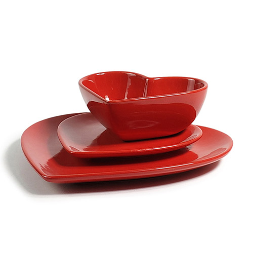 heart-shaped red ceramic plates for sale