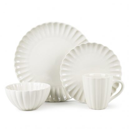 16pcs white ceramic dinner set with flower petal