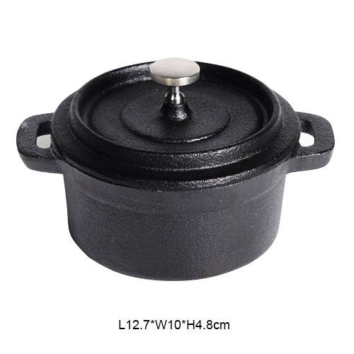 pre-seasoned black cast iron mini pot