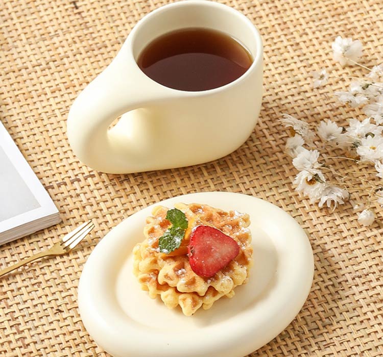 custom fat ceramic cups with saucer