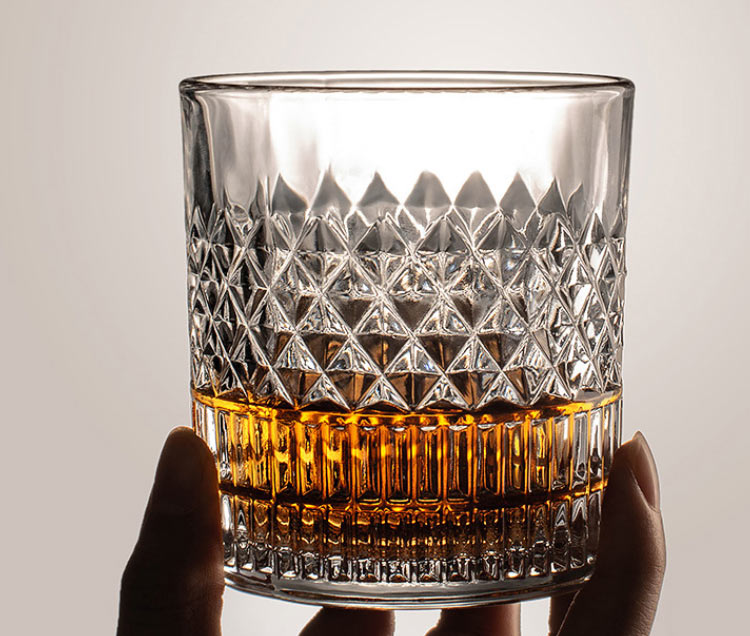 custom etched whiskey glasses