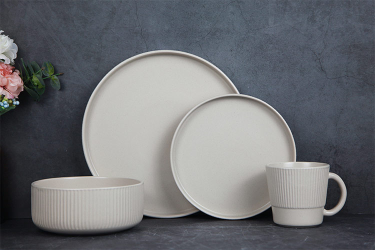 stoneware dinnerware set wholesale