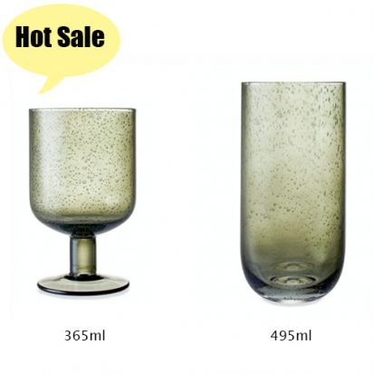 bubble wine glasses with spraying color