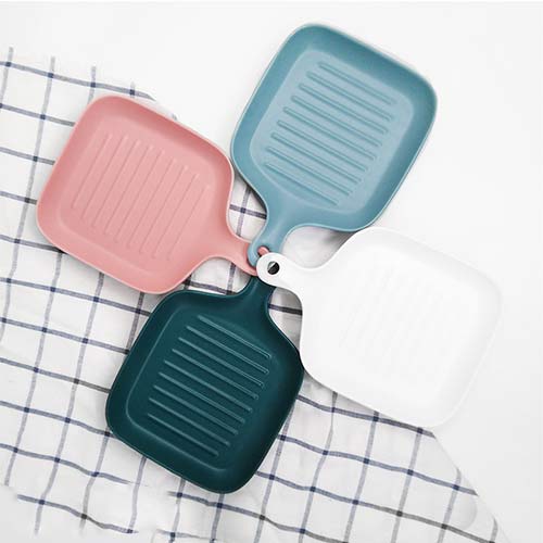 square non-stick ceramic baking dish
