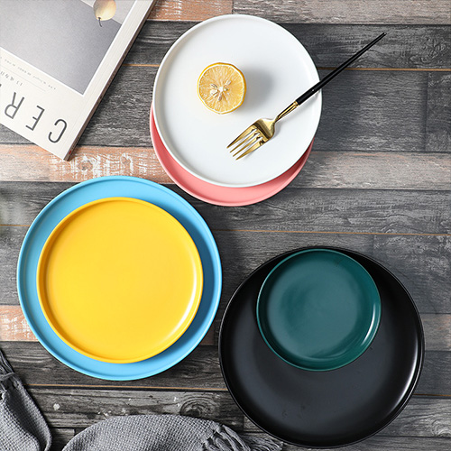 colored ceramic baking dish
