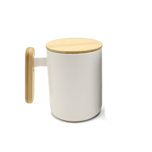 white mug with bamboo lid and handle