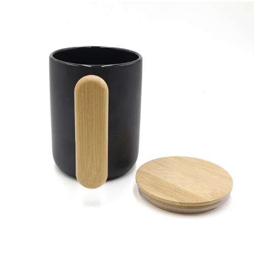 black mug with bamboo lid and handle
