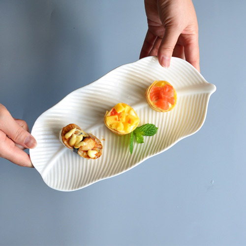 banana leaf platter for restaurant use