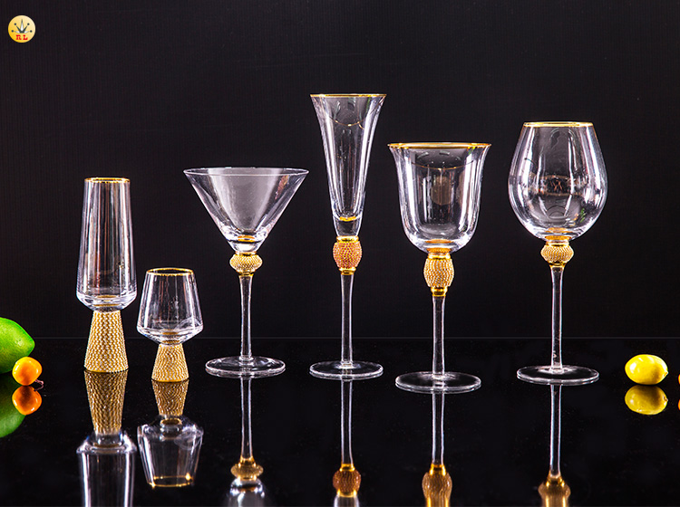 custom glassware manufacturer