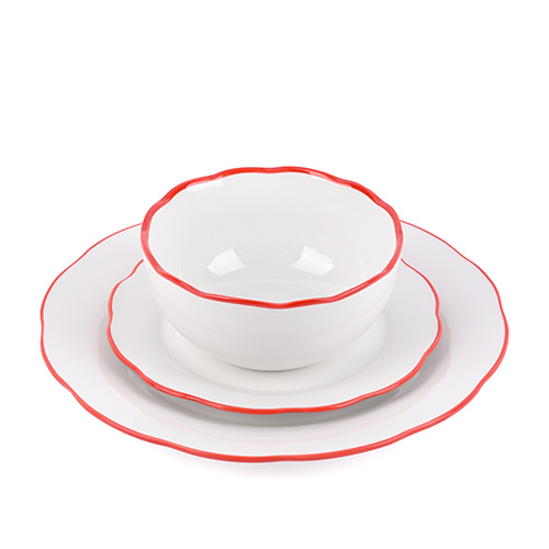 red rimmed dinnerware bowl